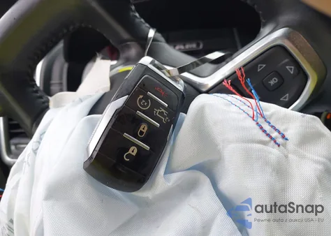 2023 Ram 1500 Laramie 4X4 5'7 Box z USA, uszkodzony, nr VIN 1C6SRFJT4PN501763